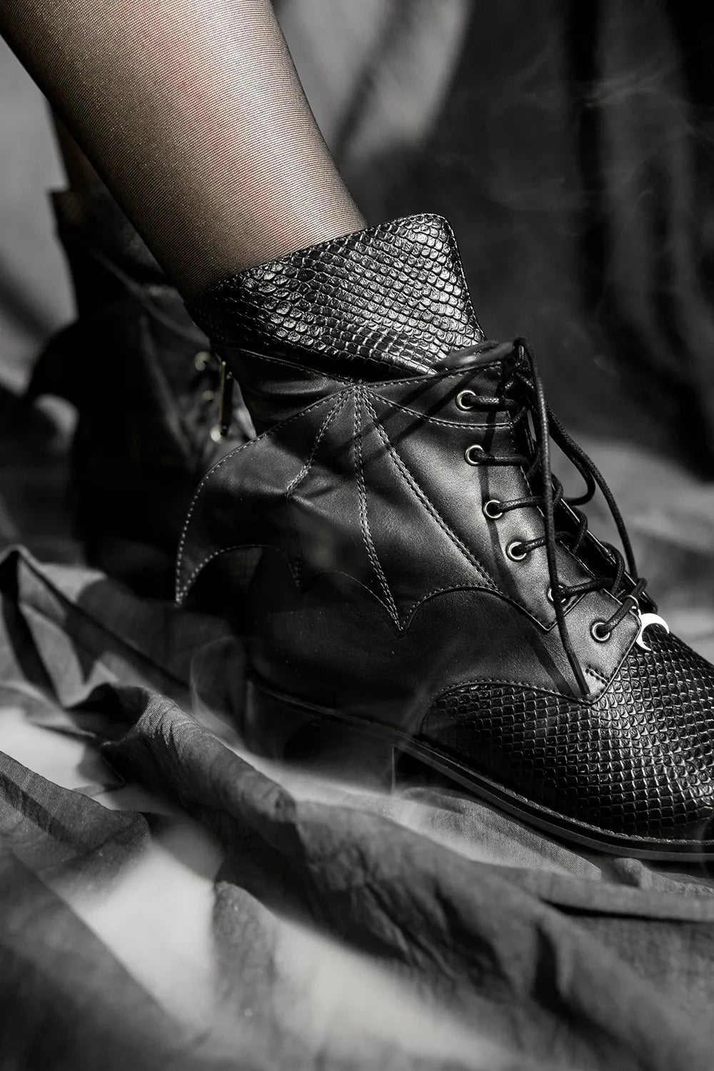 【RESTYLE】ブーツ*SHADOW WING PIKES【取寄】