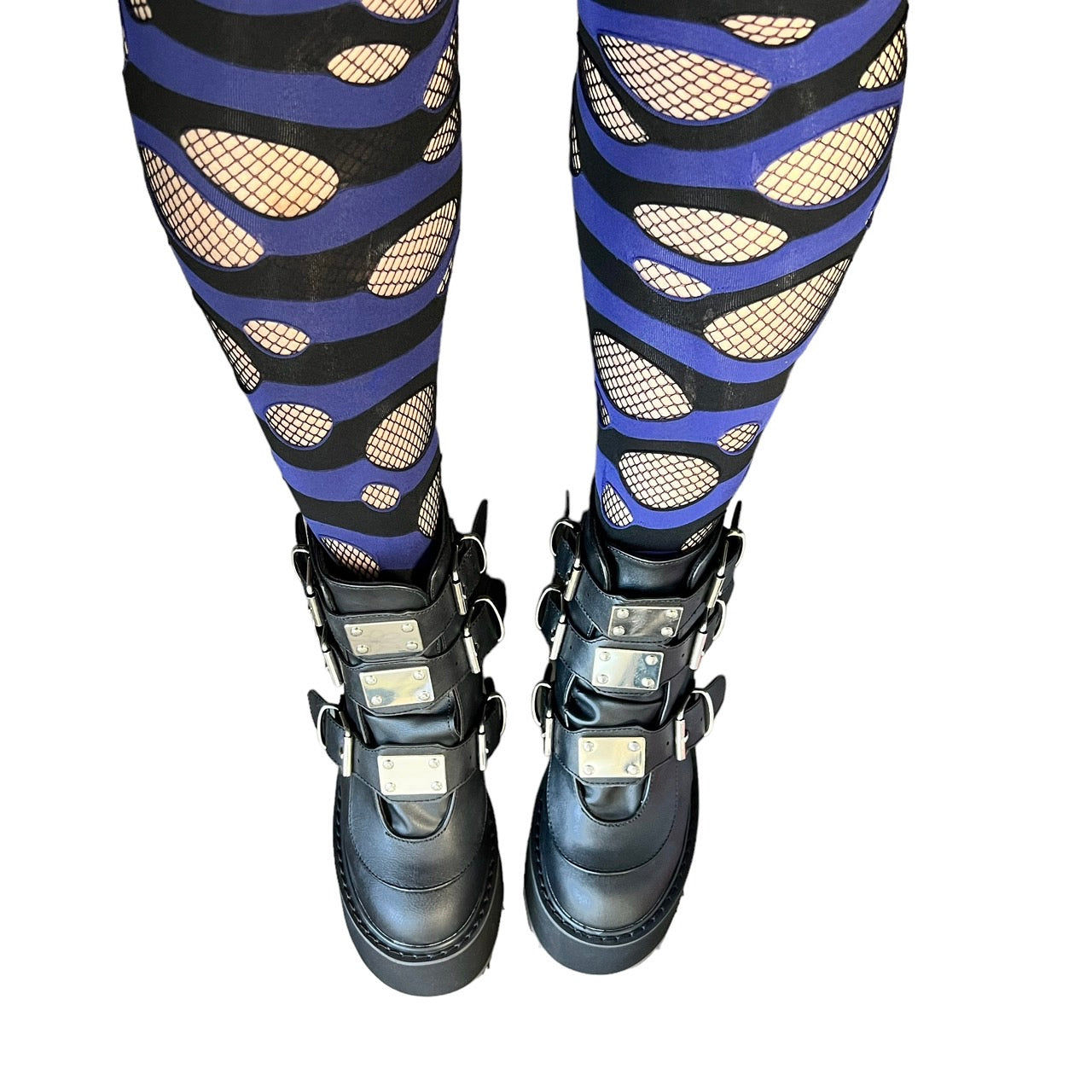 【DEMONIA】3段メタルバックル厚底アンクルブーツ-US7(23.5-24cm)