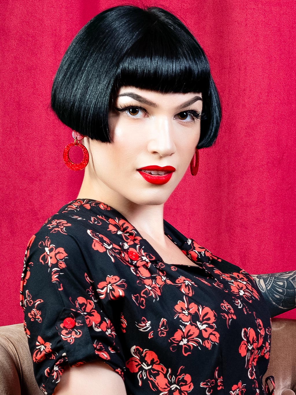 【WHAT KATIE DID】1940s ブラック+レッド・フローラルドレス【取寄】
