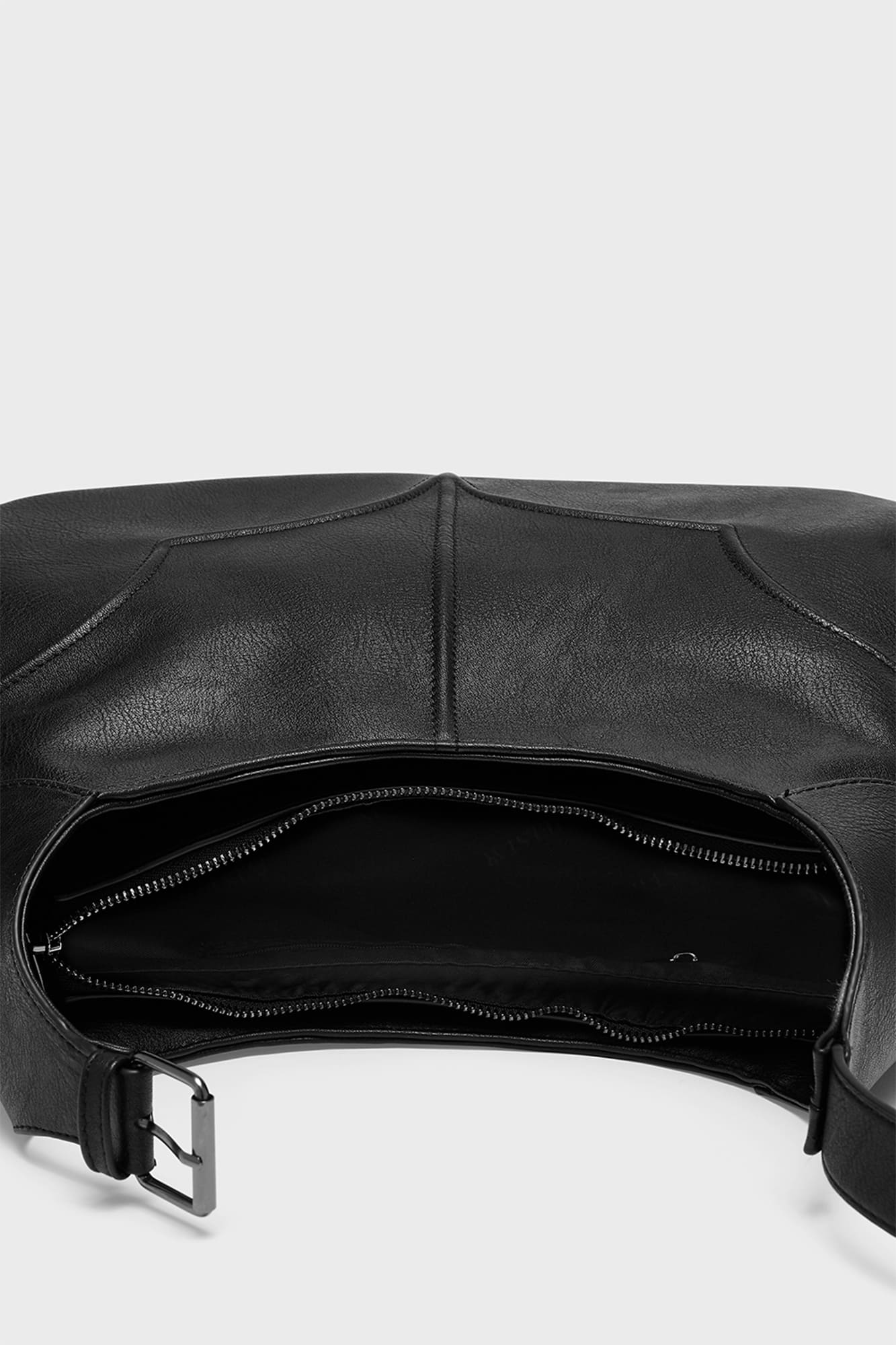 【KILL STAR】Web Of Night Handbag*コウモリモチーフハンドバッグ