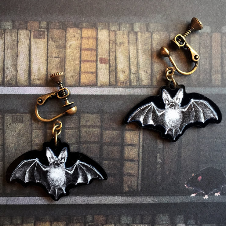 BAT Earrings/Earrings