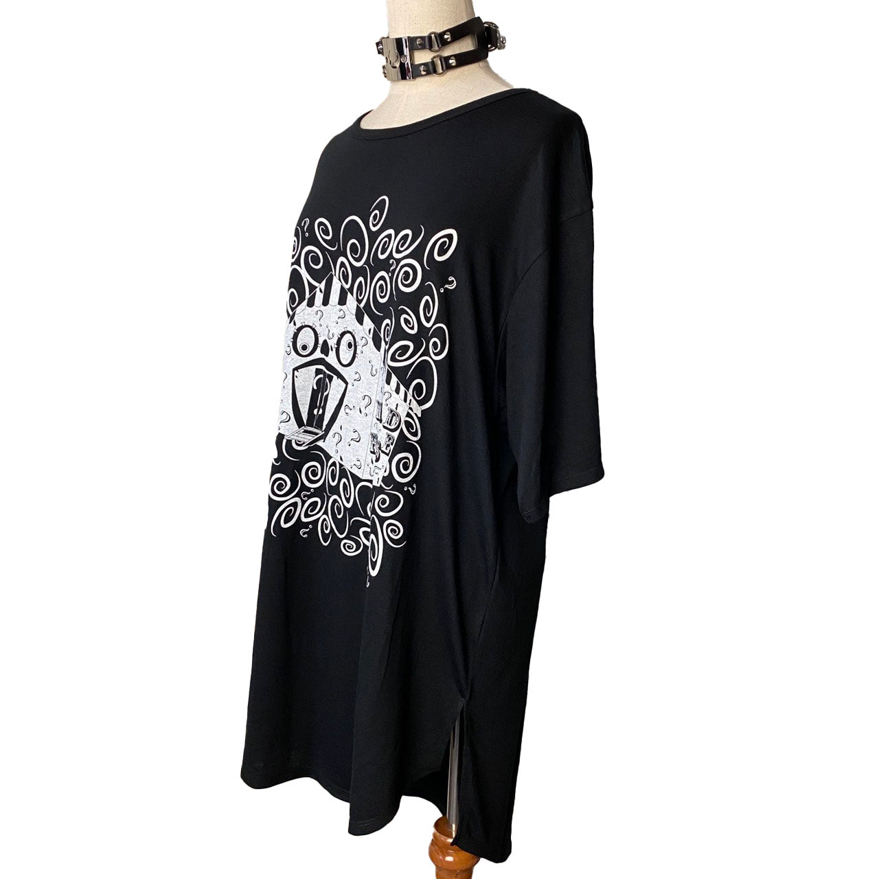 BIG Fishtail T-shirt (Magic House)