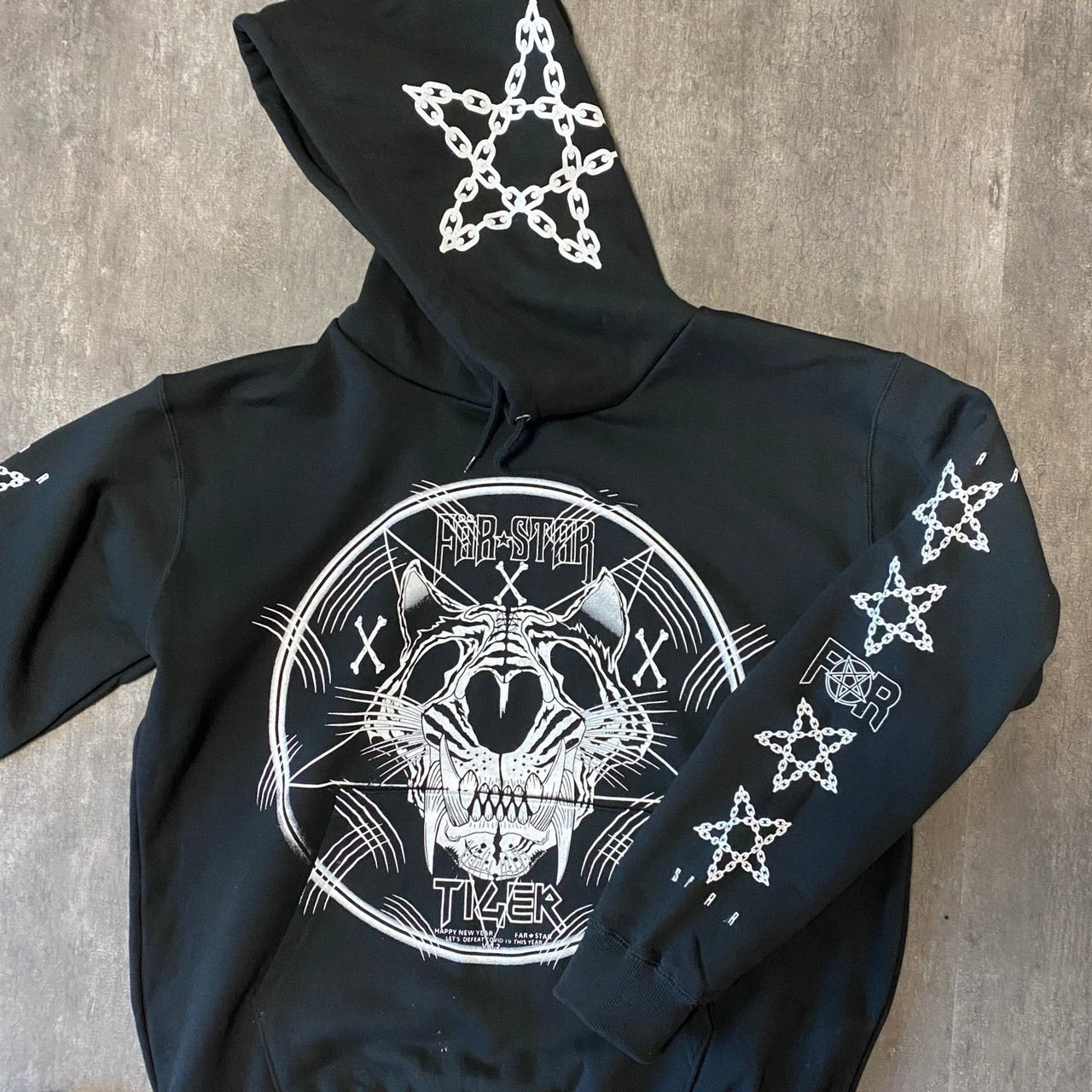 BIG Silhouette Hoodie (Tiger)