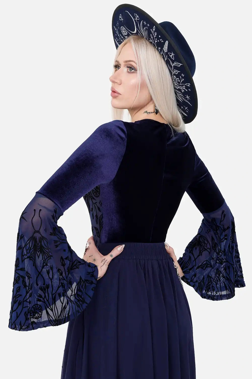 【RESTYLE】トップス＊ASTRAL BODYSUIT【取寄】