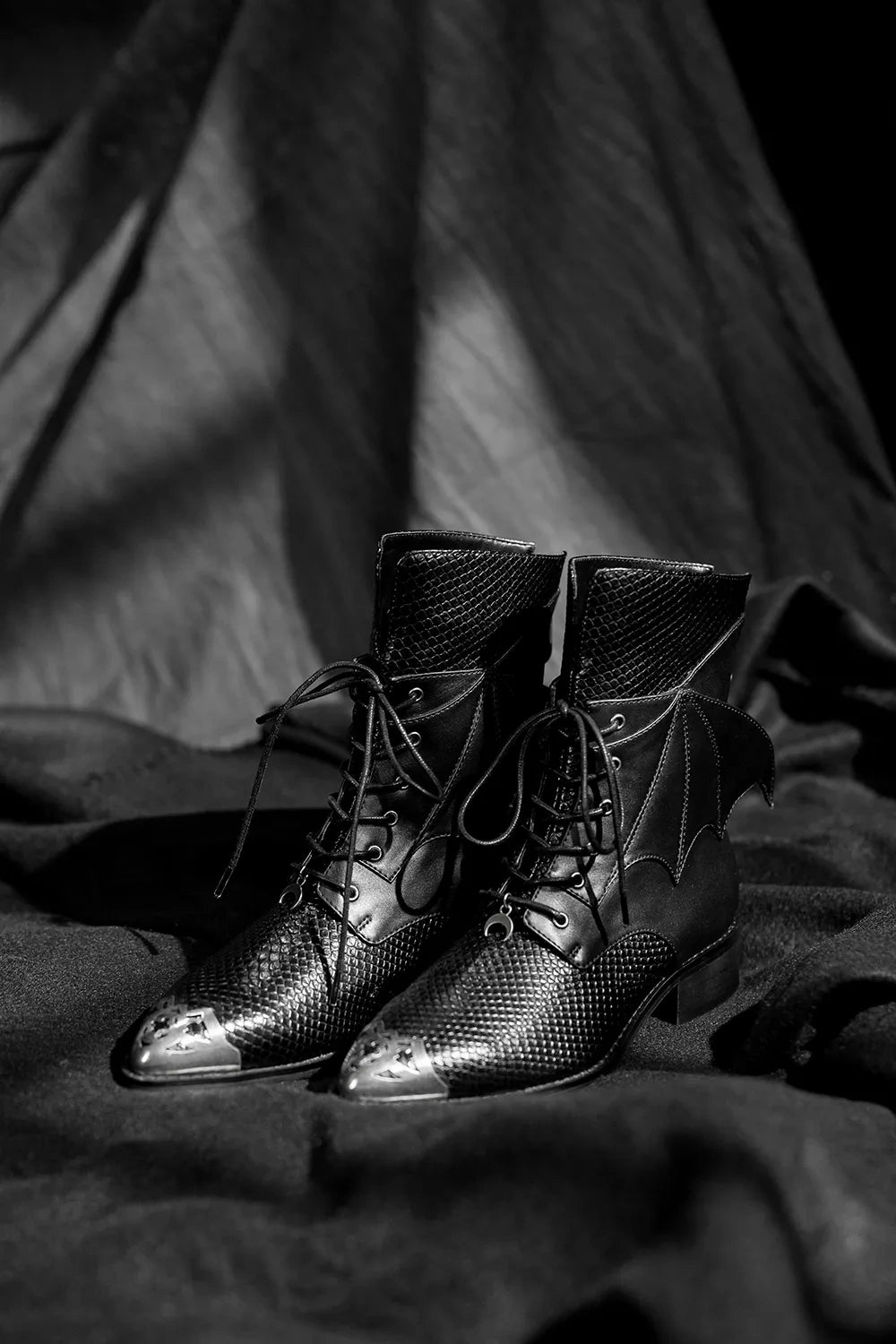 【RESTYLE】ブーツ＊SHADOW WING PIKES【取寄】