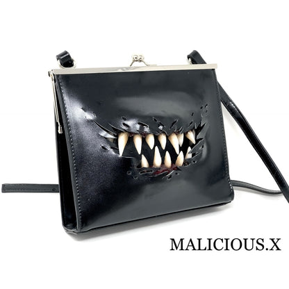 CREATURE SQUARE METAL CLASP SHOULDER BAG