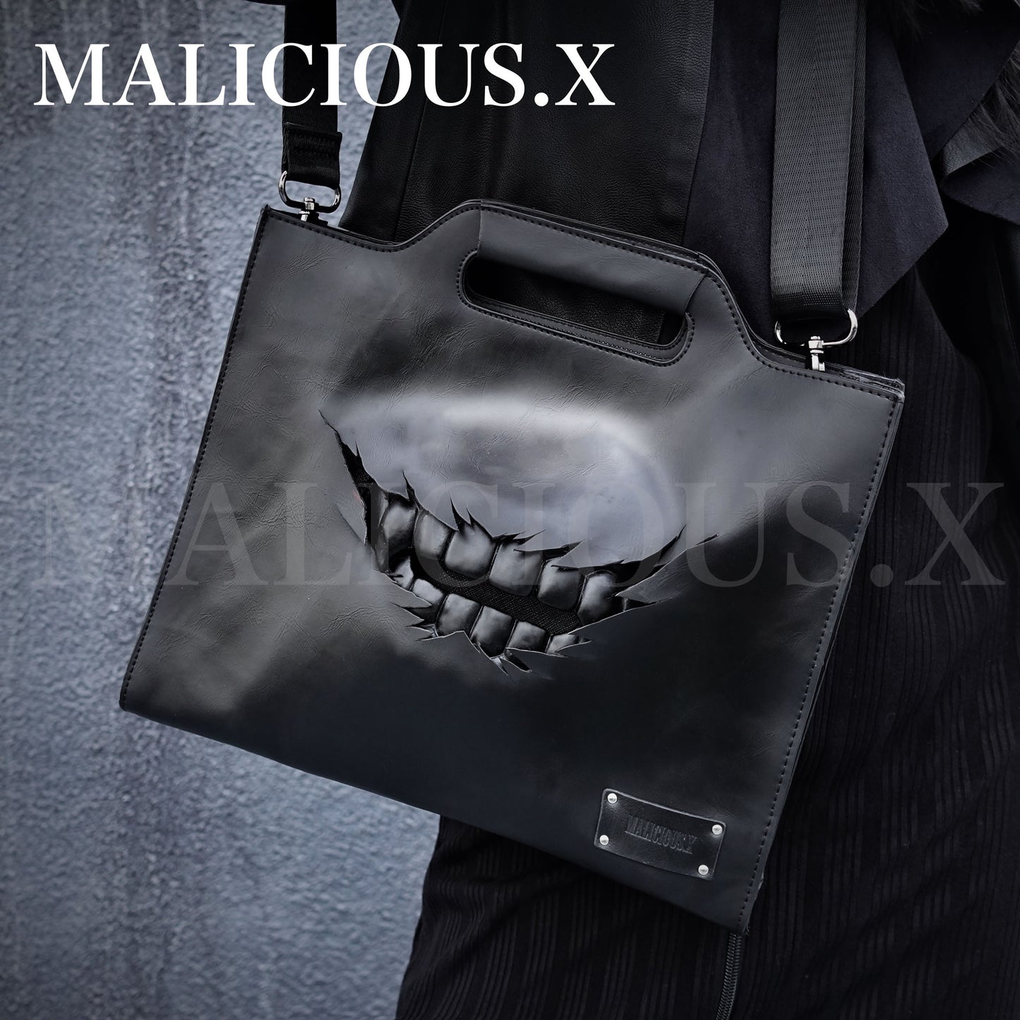 [BLACK] VAMPIRE MESSENGER &amp; HANDBAG