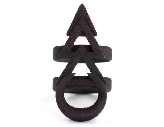 THE RUNE RING IN BLACK