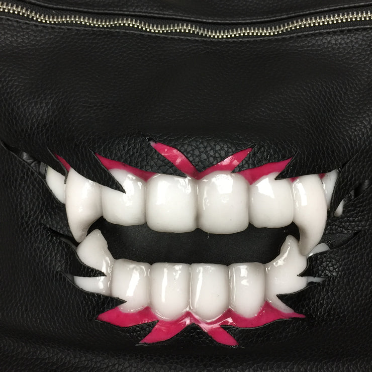 VAMPIRE 2WAY BAG